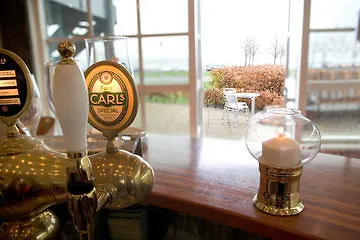 First Slotshotel Hotel
